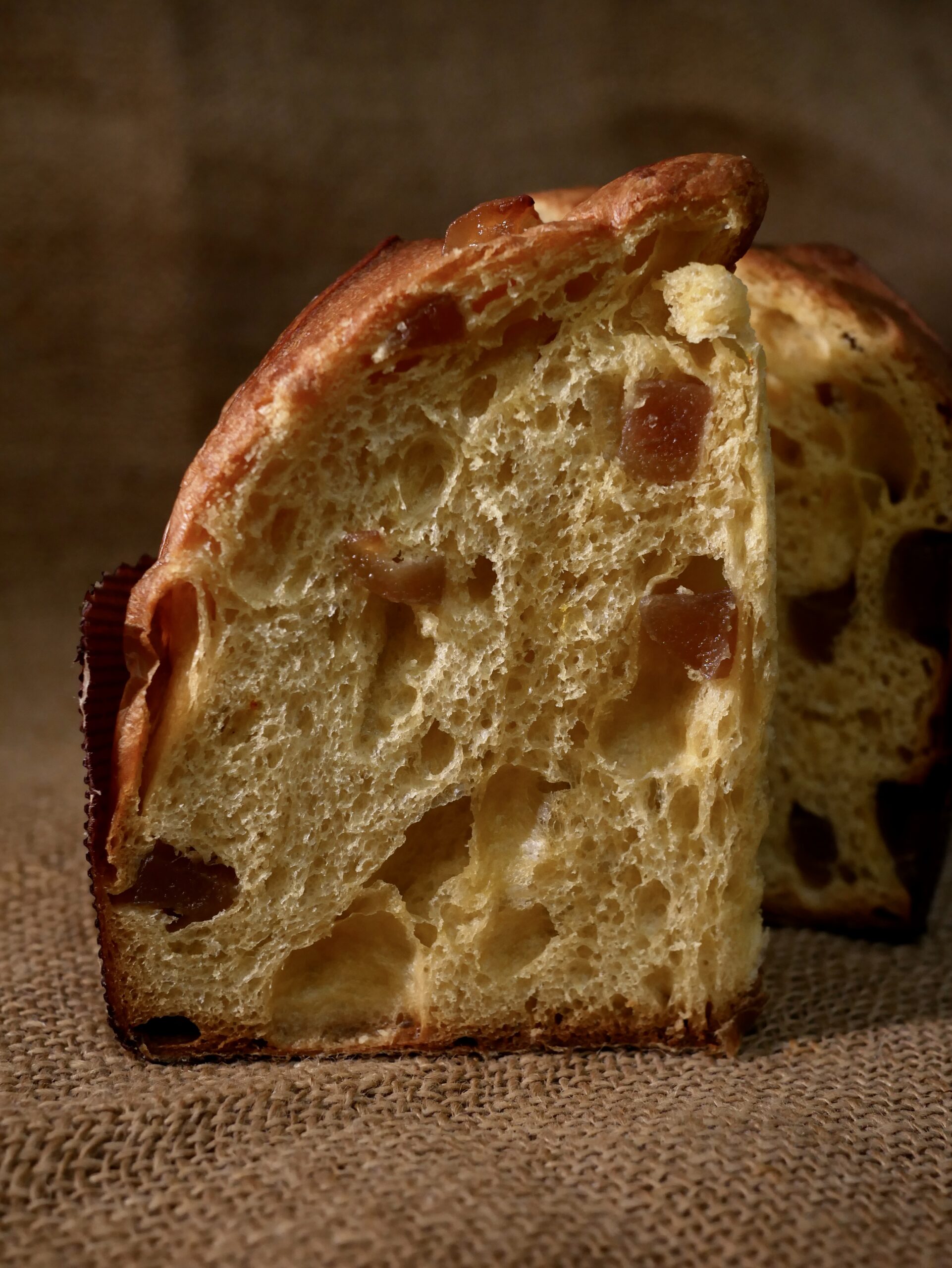 Panettone pere e zafferano - immagine 2